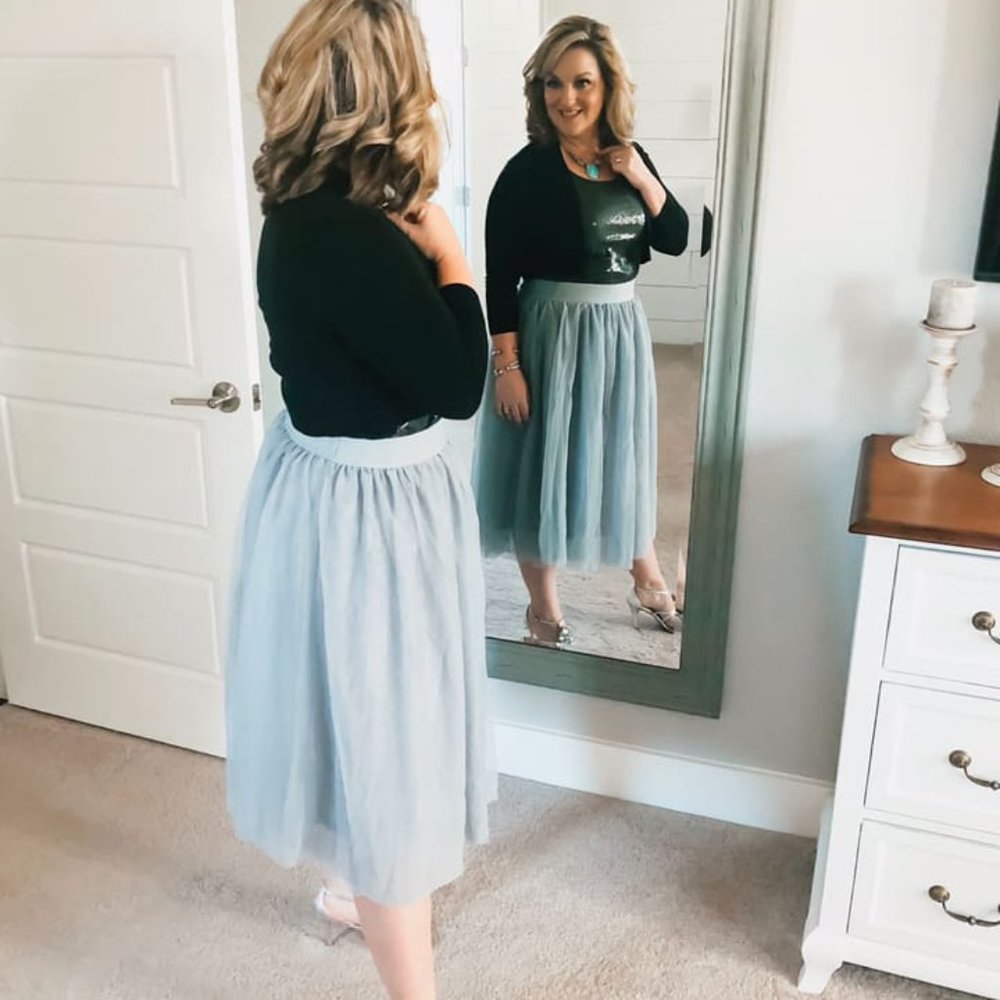 Agnes & Dora Light Gray Tulle Mesh Skirt